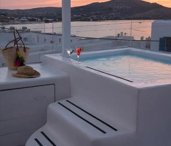 Ammos Luxury Rooms & Home